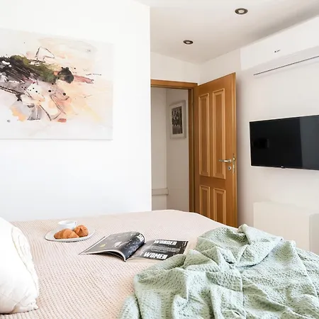 Appartement Days - Maisonette Retreat With Terrace, Ac And Tv Tower View *