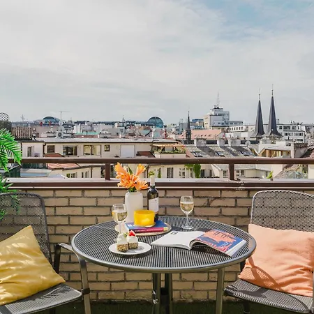 Days - Maisonette Retreat With Terrace, Ac And Tv Tower View *